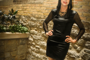 Hannah McKnight high heels & confidence