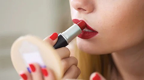 Crossdresser wearing makeup