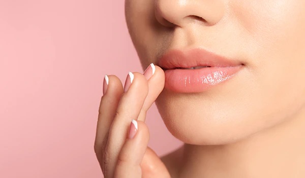Lips makeup