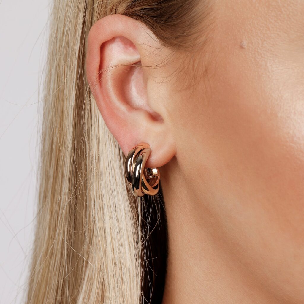 clip on earrings