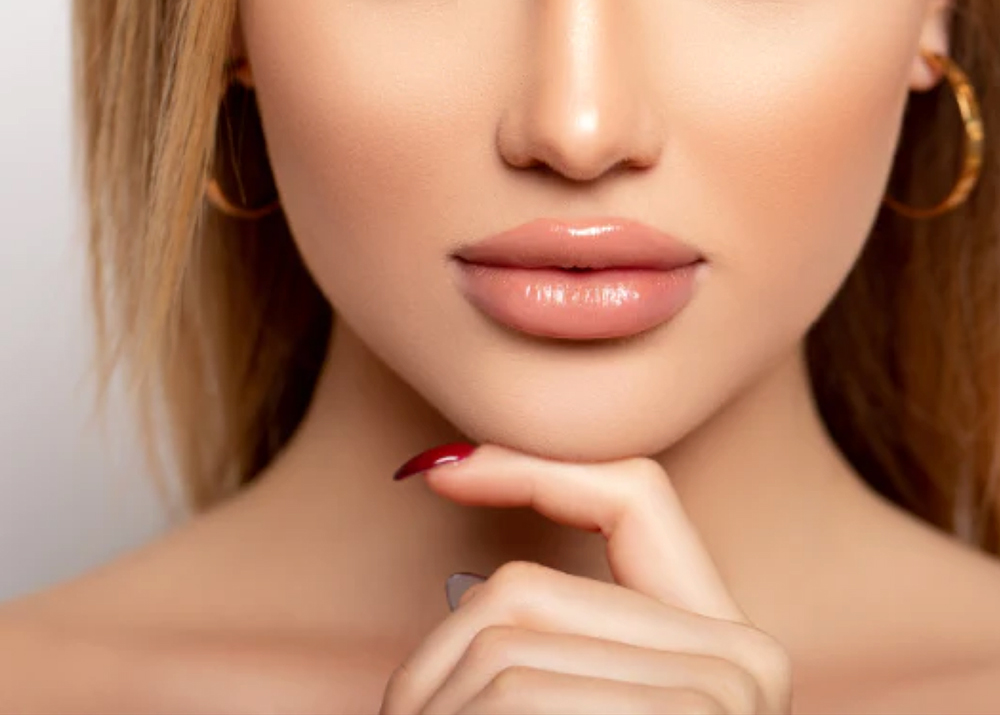 facial feminization makeup